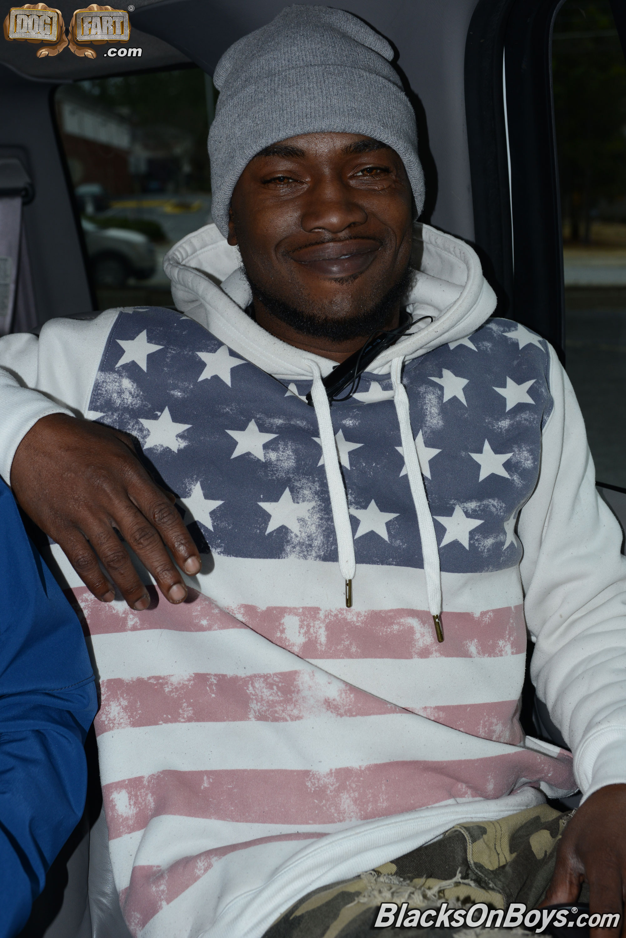 Phoenix in 'Dogfart Men' Cody Jameson and Phoenix and Tru - Blacks On Boys (Thumbnail 4)