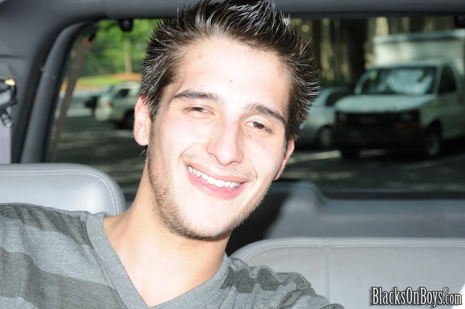 Dogfart Men '- Blacks On Boys' starring Dani Decor (Photo 4)