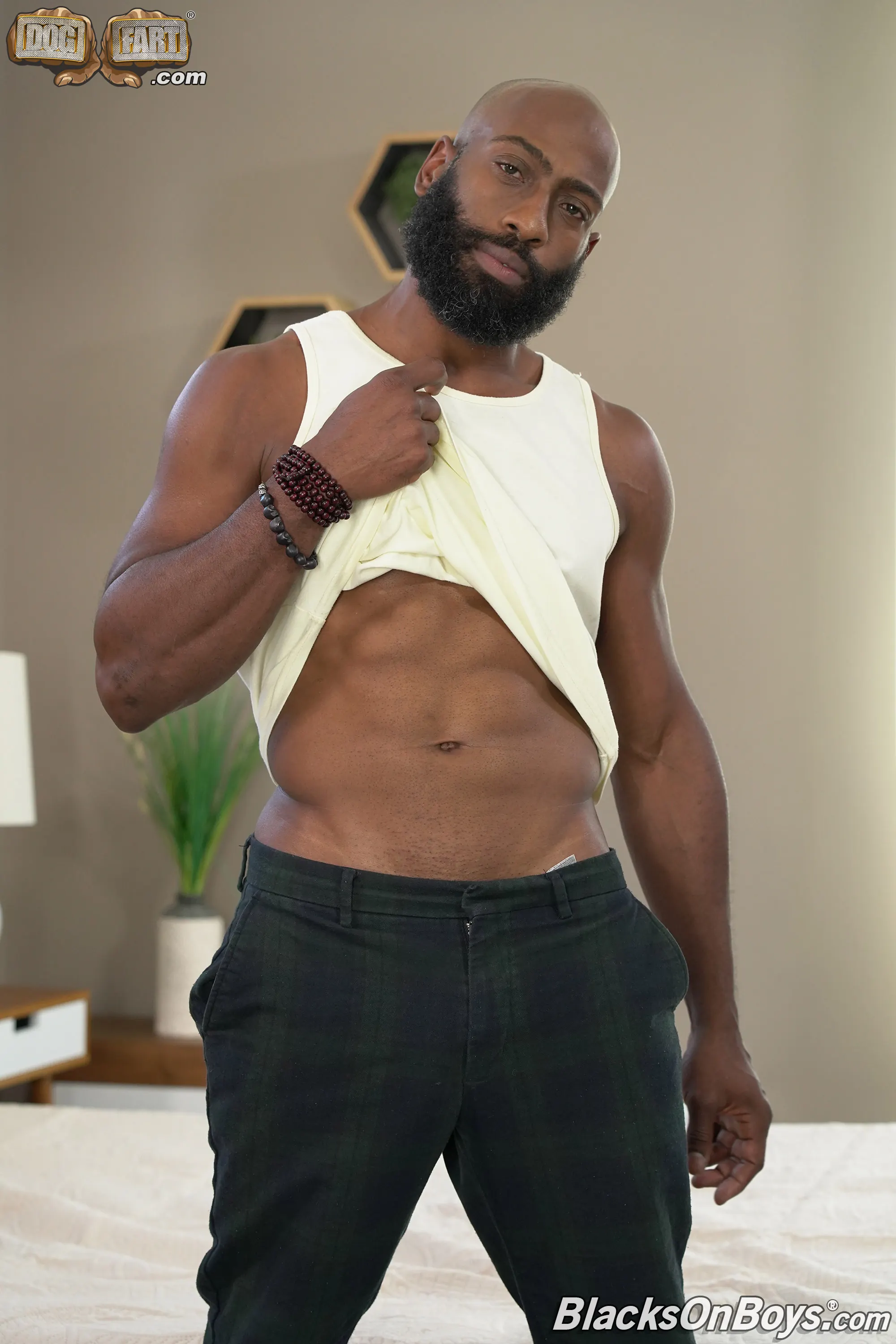 Dogfart Men 'Darron Bluu, Hunter Triad and JJ Lake - Blacks On Boys' starring Darron Bluu (Photo 6)