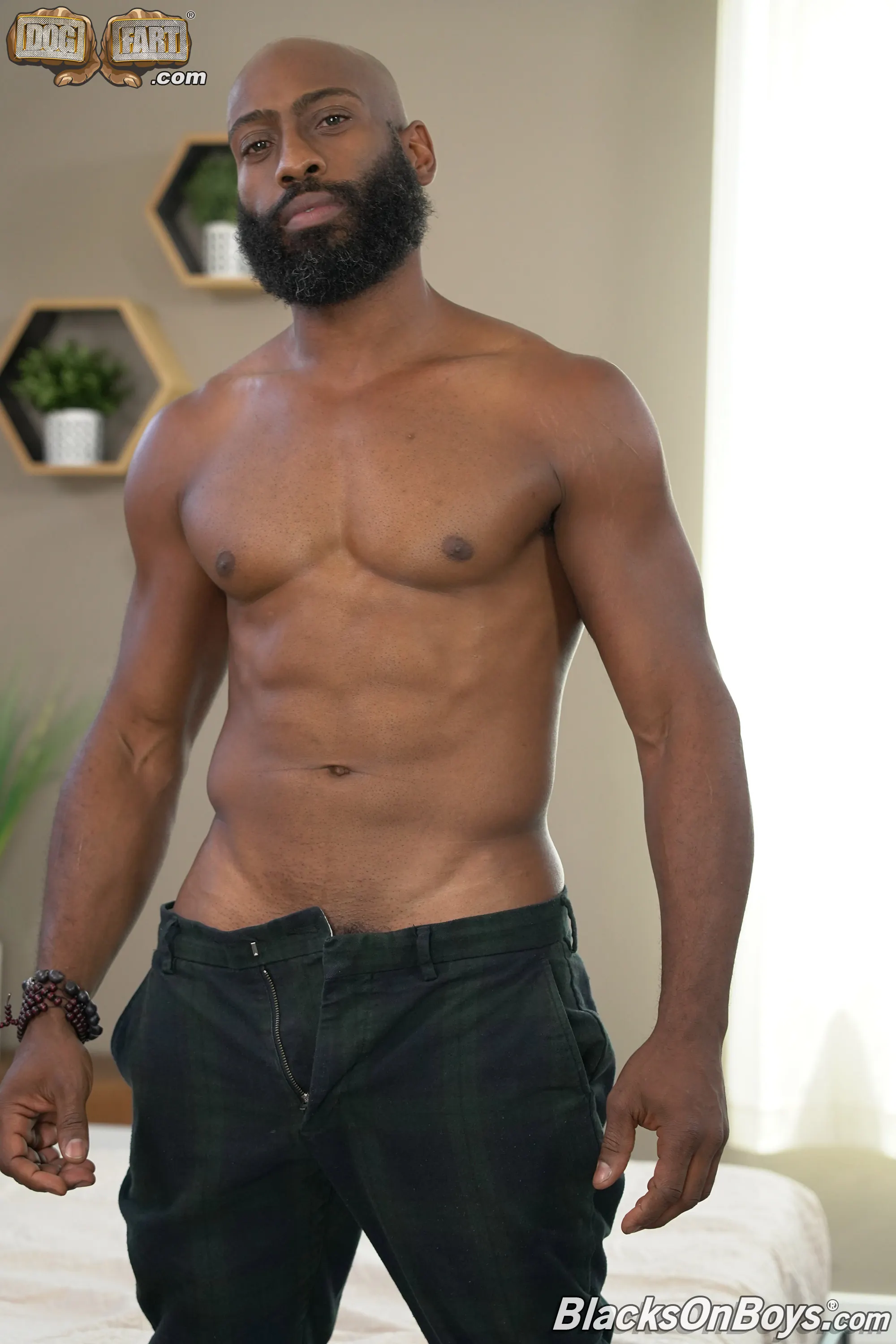 Dogfart Men 'Darron Bluu, Hunter Triad and JJ Lake - Blacks On Boys' starring Darron Bluu (Photo 7)