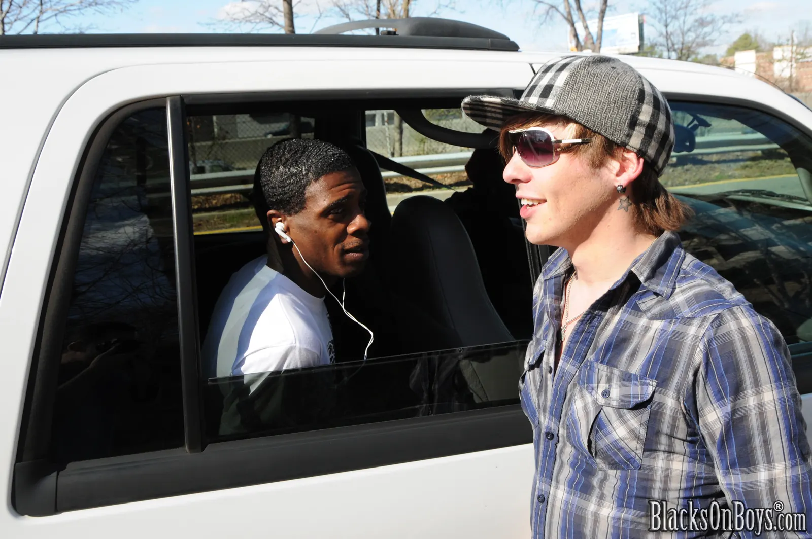 Dereck Reese in '- Blacks On Boys' from 'Dogfart Men' (Photo 3) Dogfart Men '- Blacks On Boys' starring Dereck Reese (Photo 3)