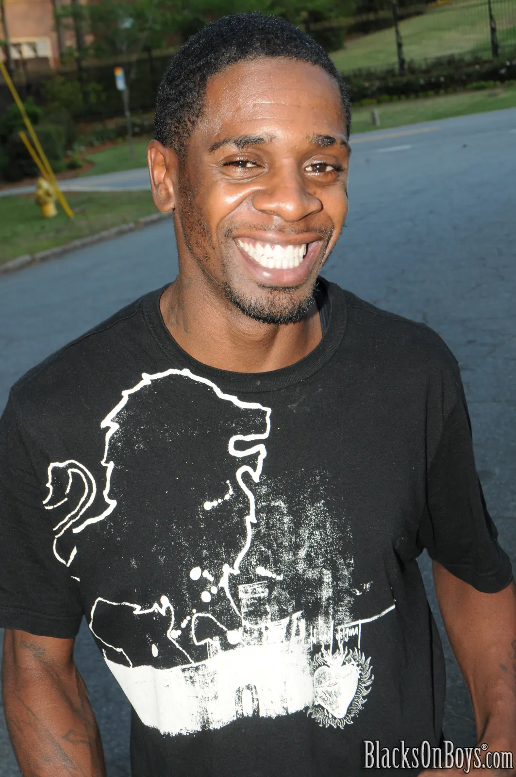 Dogfart Men '- Blacks On Boys' starring Nikola Jovovich (Photo 3)